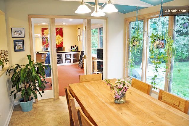 Dining area to Sun Room