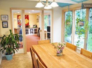 188 Mayflower Dr, Rochester, NY 14618