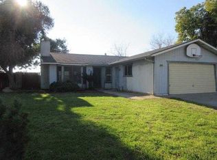 1528 Ashcroft Ave, Clovis, CA 93611