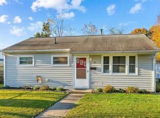 25 Shelton Rd, Hampton, VA 23663