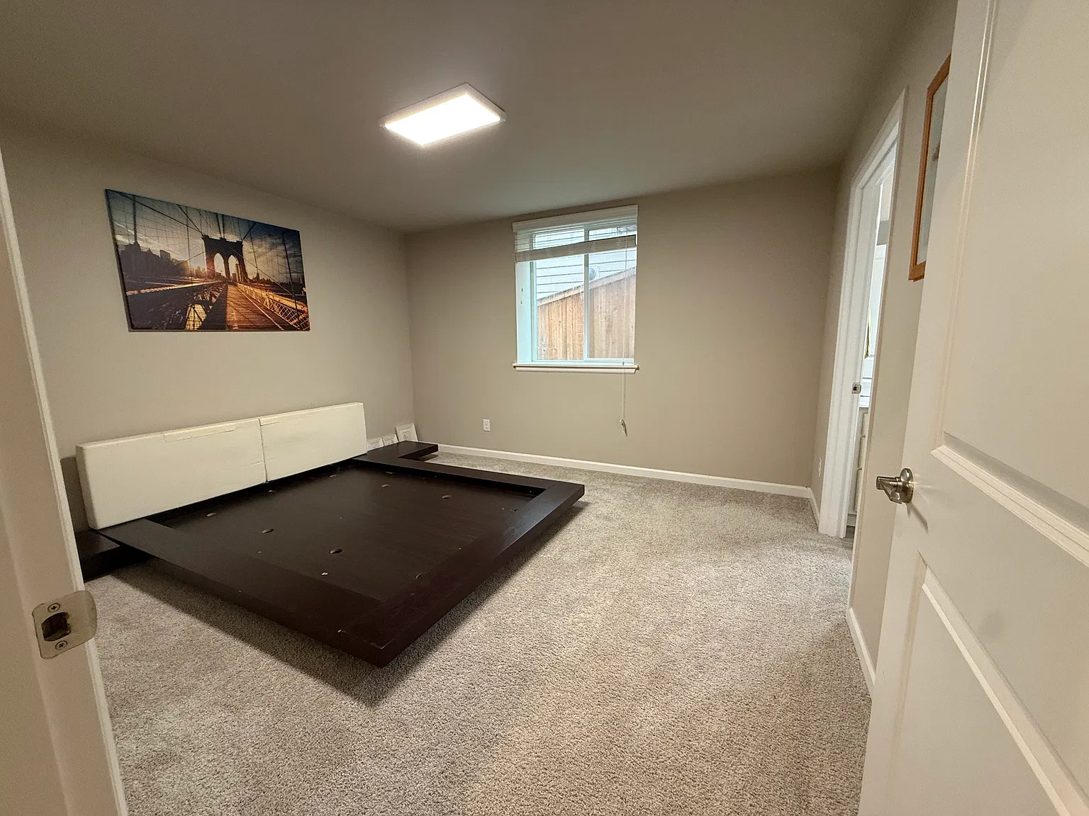 1 bed, 700 sqft, $1,800 — Photo 2