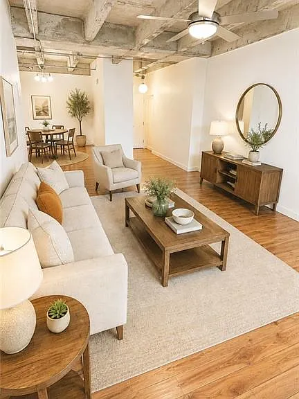 2479 Peachtree Rd NE #305 — Photo 2