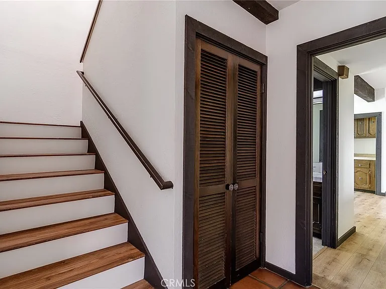 313 Diamond Ave — Photo 11