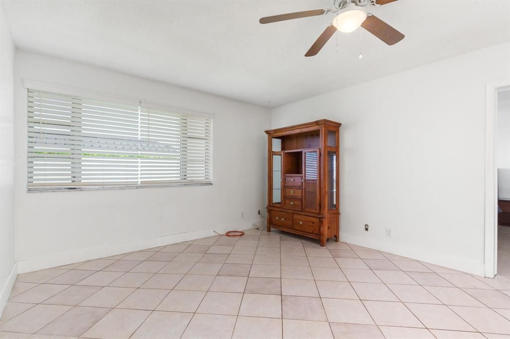 418 S CYPRESS Road #106, photo 8