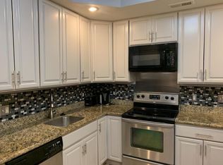 31 N Patterson Park Ave, Baltimore, MD 21231