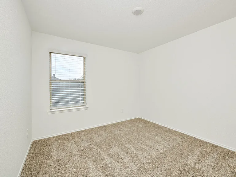 16877 Short Pines Dr — Photo 21