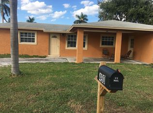 490 W 34th St, Riviera Beach, FL 33404