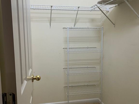 5th image of 1301 Artisan Ave E