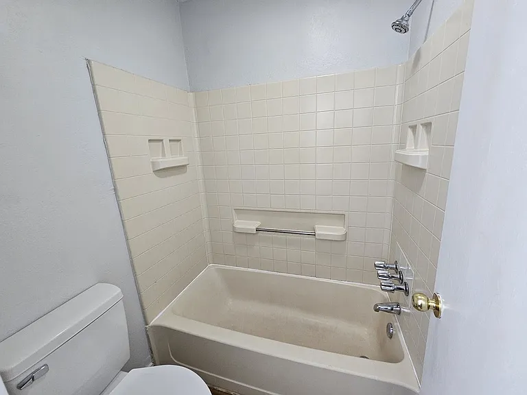 2908 N Fonshill Ave — Photo 16