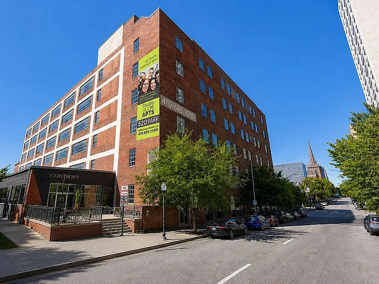 520 Park Avenue — Photo 13