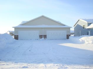 1183 39th Ave S, Moorhead, MN 56560