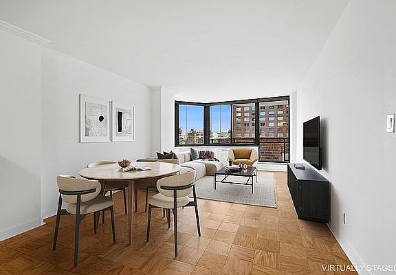 3rd image of 1991 Broadway APT 16A