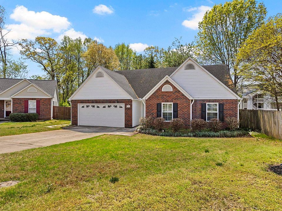 1st image of 120 S Banyan Ct