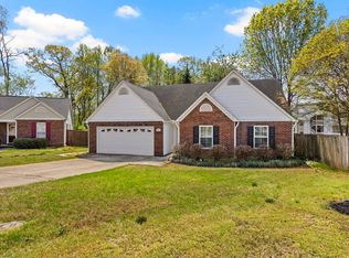 120 S Banyan Ct, Taylors, SC 29687
