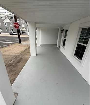 3rd image of 129 N New Haven Ave #1
