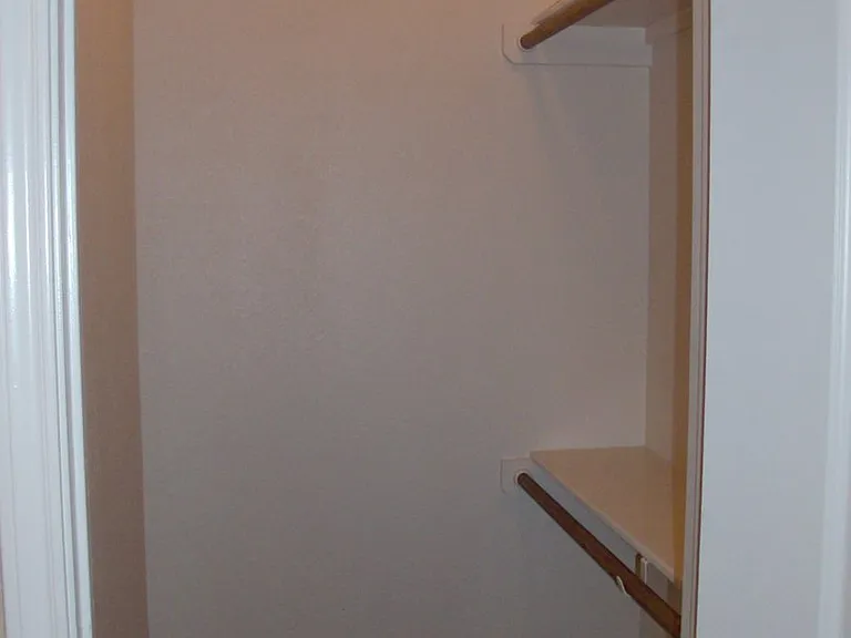 3102B Lineage Loop — Photo 19