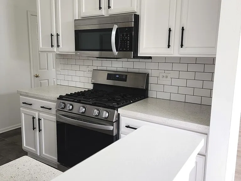 2884 Falling Waters Ln — Photo 8