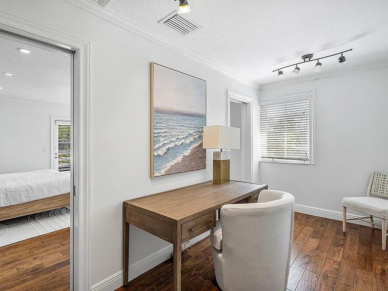 820 Palm Trl — Photo 19