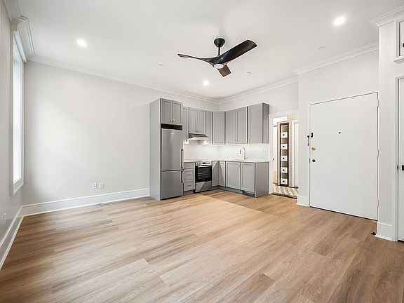 3rd image of 523 W 162nd St #3