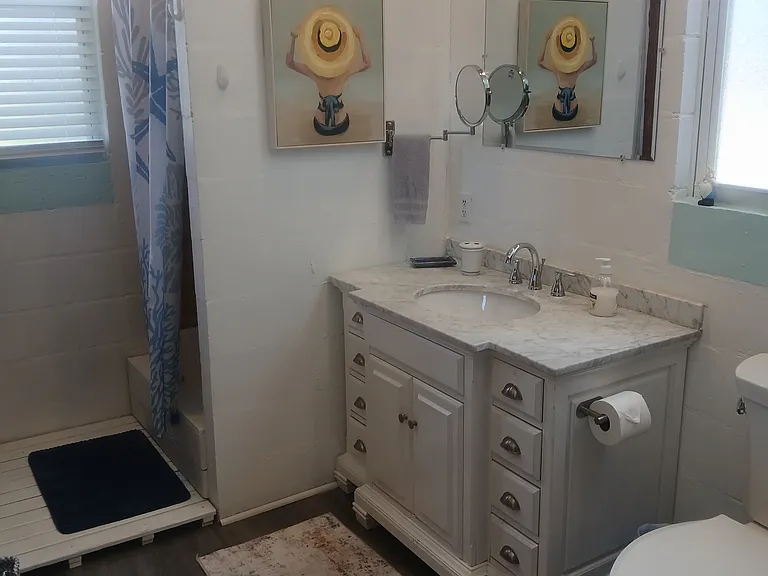 2216 Lake Shore Dr — Photo 13