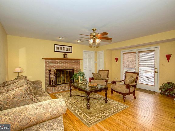 3rd image of 1811 Othello Ct