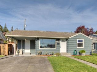 9319 32nd Ave SW, Seattle, WA 98126