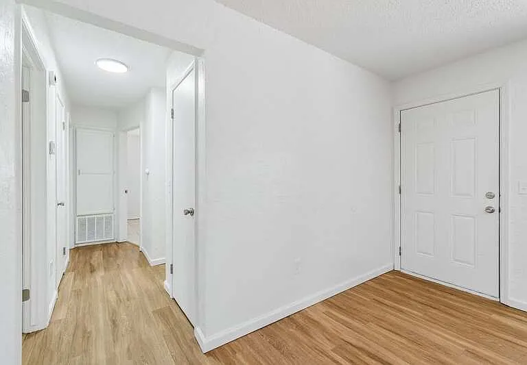 601 N Idaho Ave — Photo 4