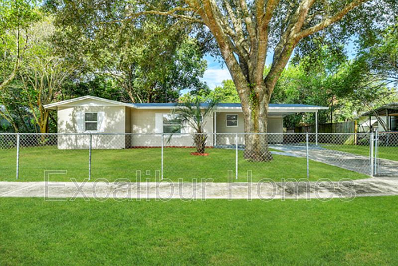 1st image of 2466 Barbarossa Ave