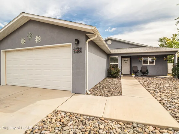 322 Valle Bonita Dr, Farmington, NM 87401