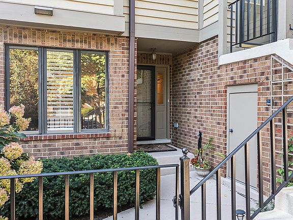 4th image of 1029 Mistwood Ln