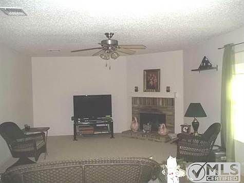 4th image of 3515 Red Mine Ln