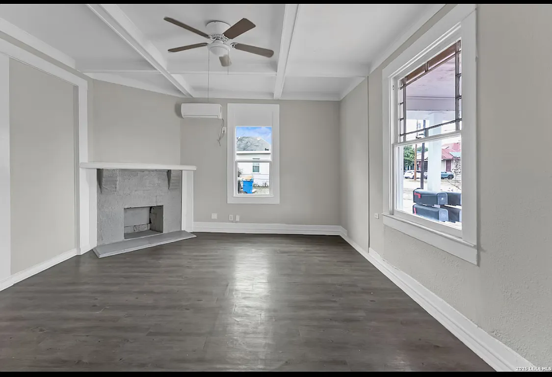 Building Photo - 146 Fairview Ave #1