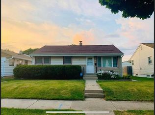 9522 W Melvina St, Milwaukee, WI 53222