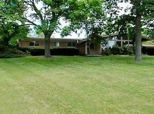 5075 S Sebring Ct W, Bloomfield Hills, MI