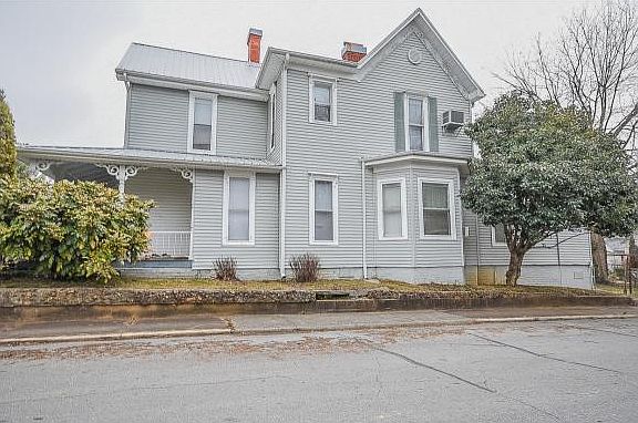 5th image of 119 W Pine St