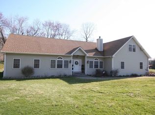 1 Edwin Rd, Poughkeepsie, NY 12603