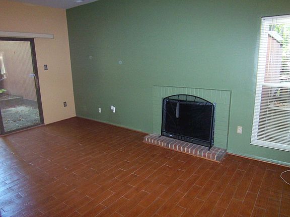 3rd image of 11725 N Briar Patch Dr