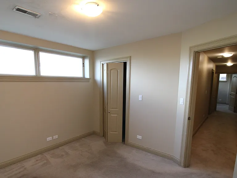 4622 W Schubert Ave #1 — Photo 15