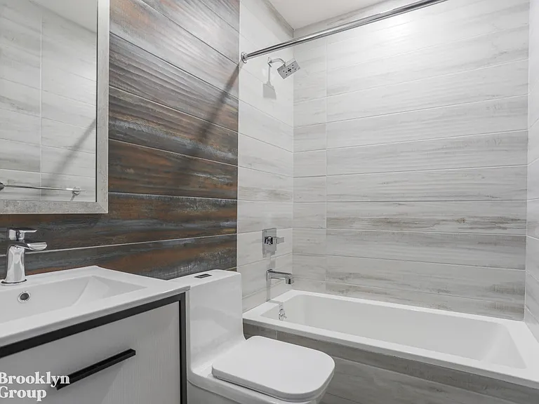 1894 De Kalb Ave #3 — Photo 10
