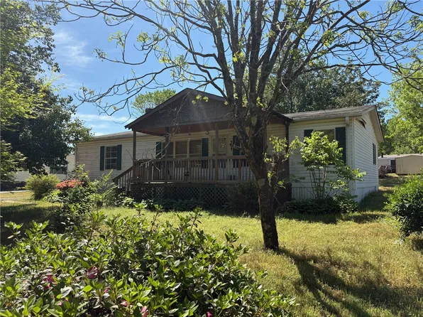 104 Meadow Hills Dr, Anderson, SC 29624