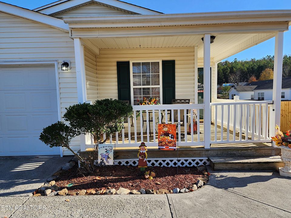 1st image of 10556 Lone Star Way
