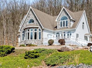 8 Kickapoo Drive, Hazle Township, PA 18202