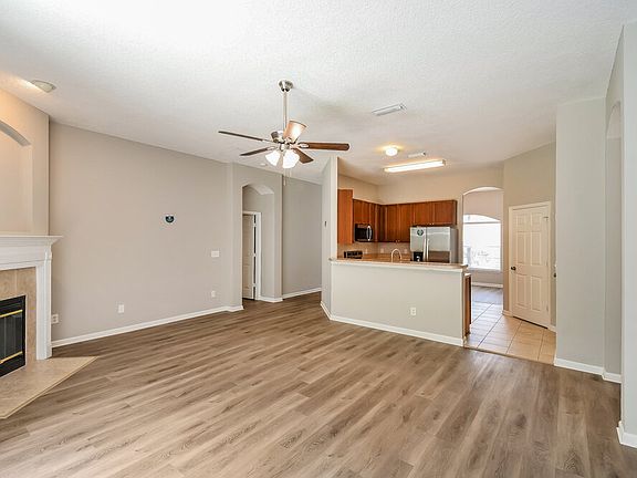 3rd image of 2348 Cherokee Cove Trl
