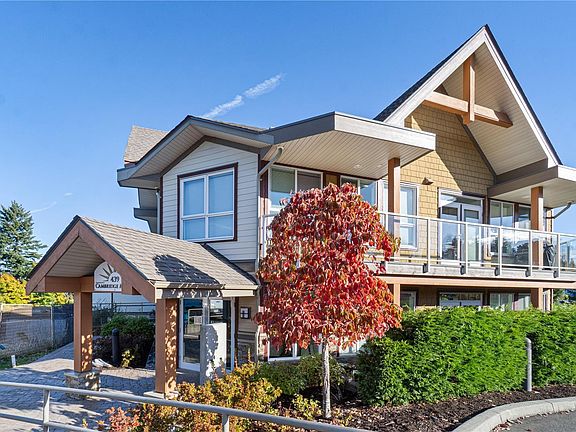 2nd image of 439 College Rd #203