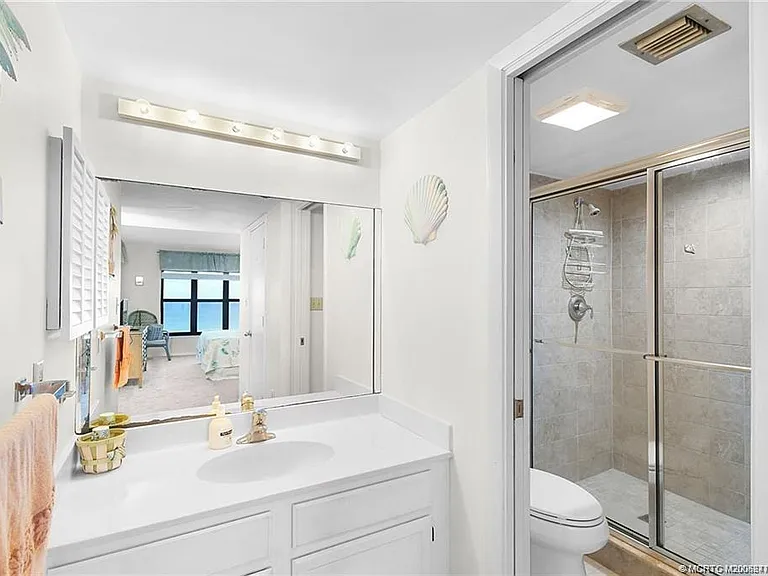 10200 S Ocean Dr #510 — Photo 24