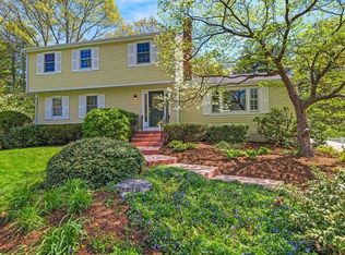 52 Darby Dr, Mansfield, MA 02048