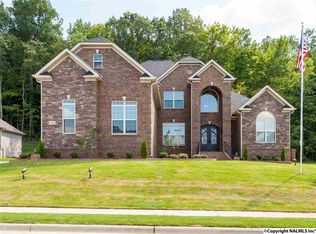 8006 Goose Ridge Dr, Owens Cross Roads, AL 35763