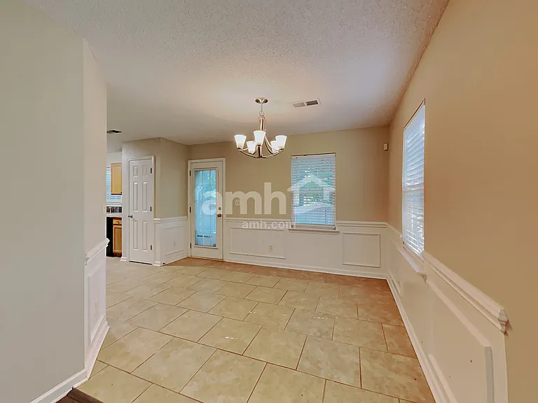 5908 Redding Rd — Photo 5