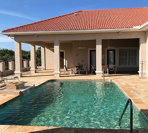 3rd image of 31 Shelter Cove Cir
