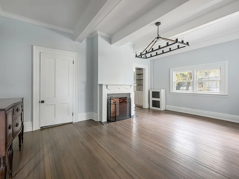 684 Closter Dock Rd — Photo 12